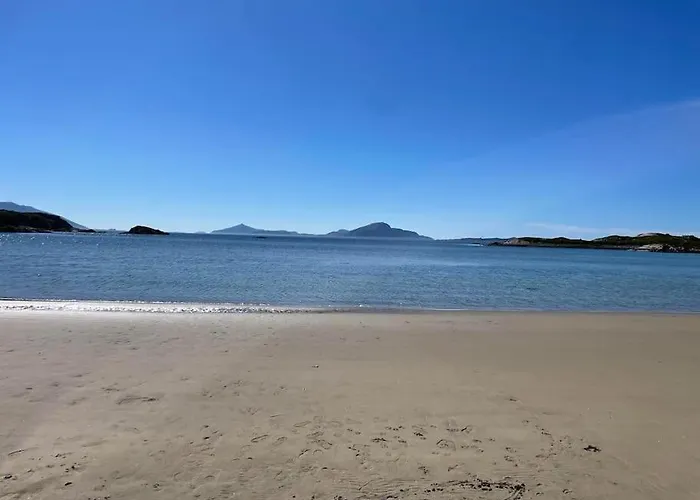 Charming Retreat By The Coast In *