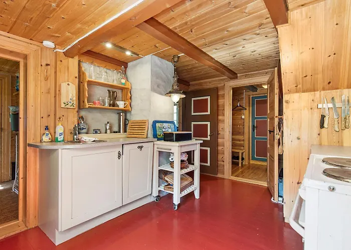 Charming Retreat By The Coast In *