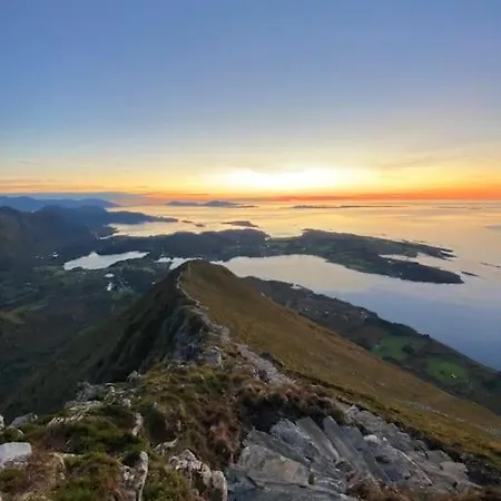 度假居 Charming Retreat By The Coast In *