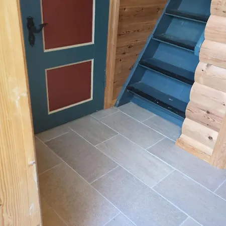 Charming Retreat By The Coast In * Misund